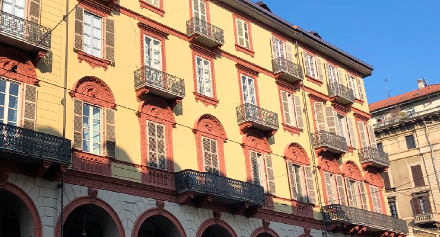 Ristrutturazione facciata e portico a Torino